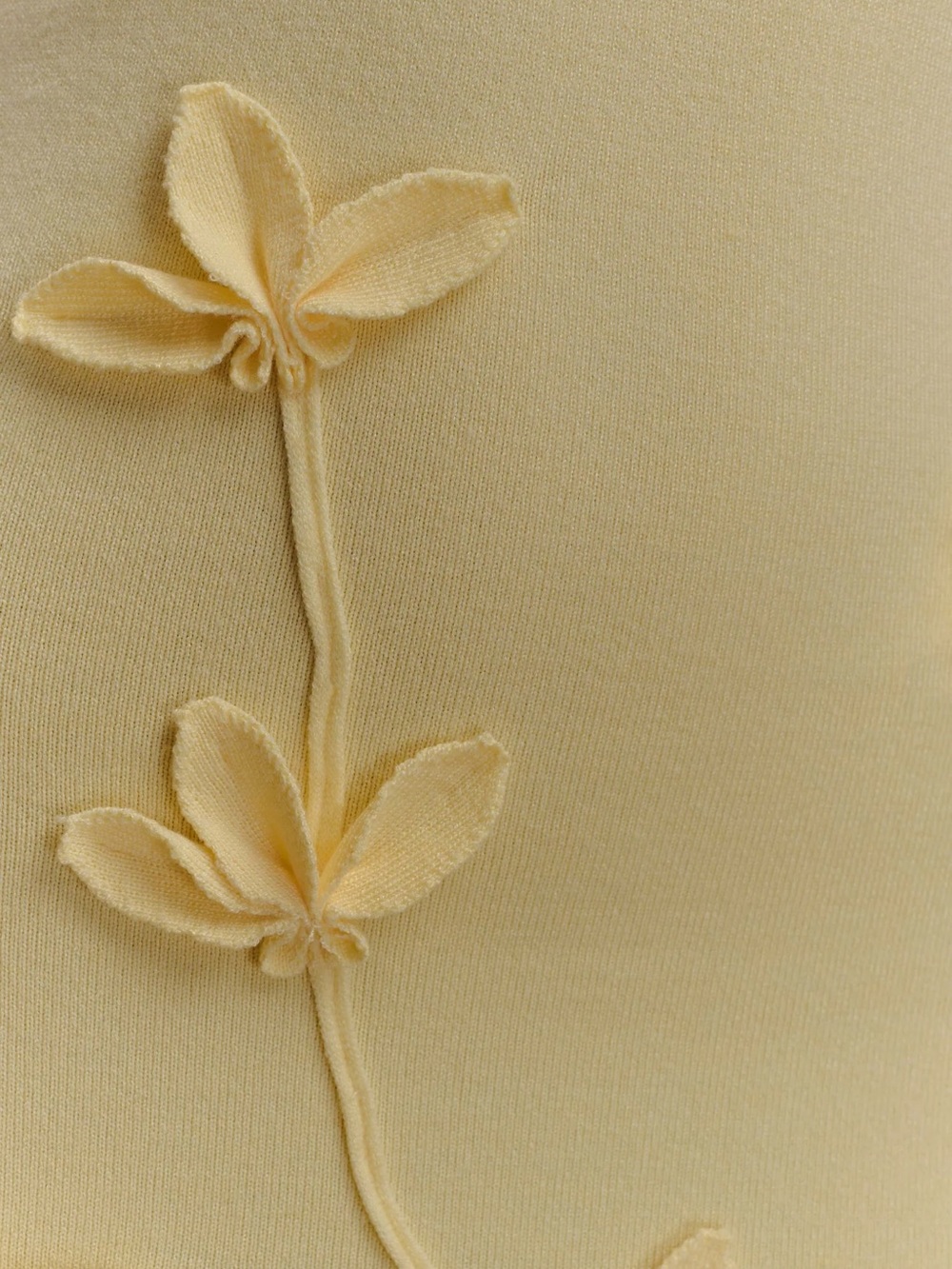 Elegant Yellow Floral-Detail Halter Maxi Dress - Picture 6 of 9